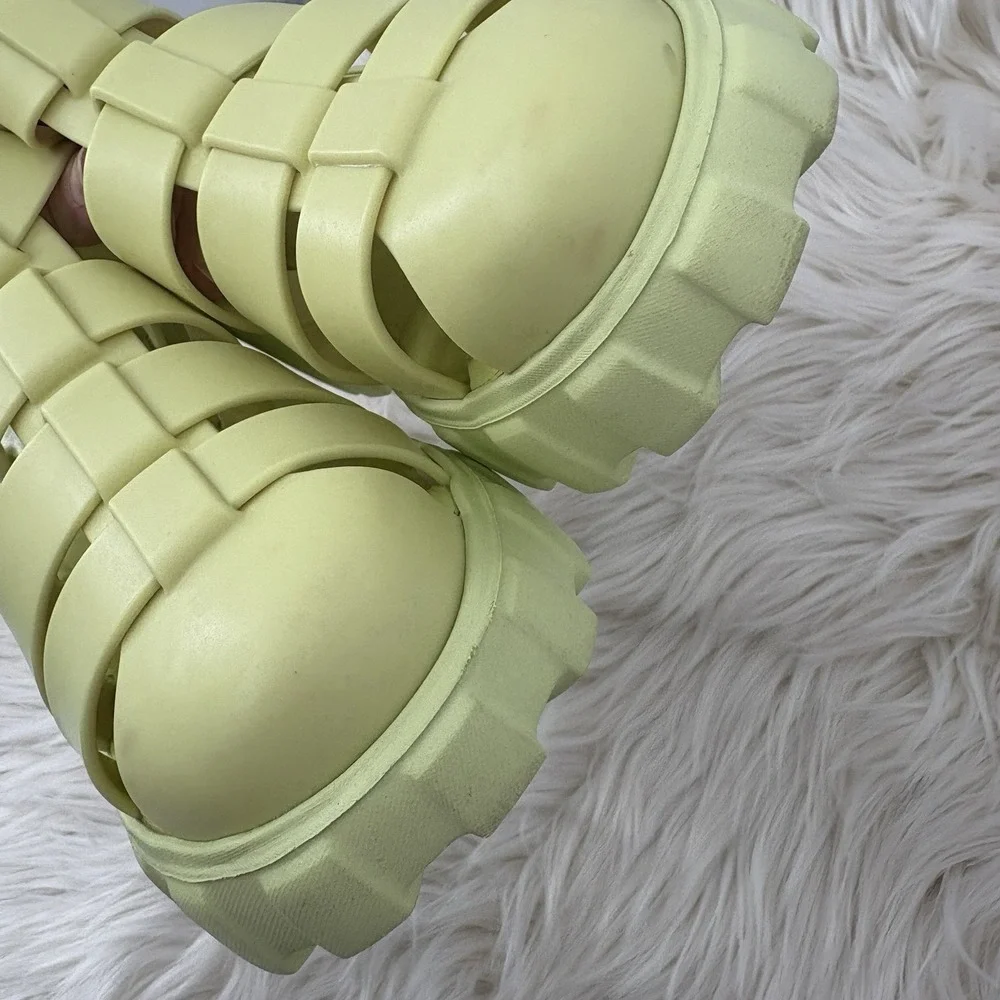 Melissa Megan Platform Fisherman Heels Lime Yellow‎ Size 8